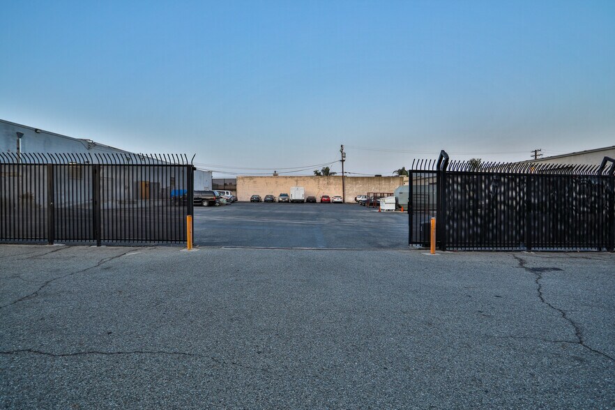 More Photos Of 4611 Holt Blvd, Montclair Freestanding For Sale