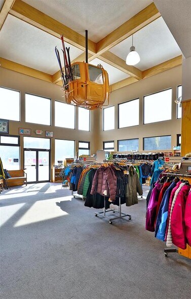 More Photos Of 3429 US Route 4, Killington Storefront Retail Office For Sale