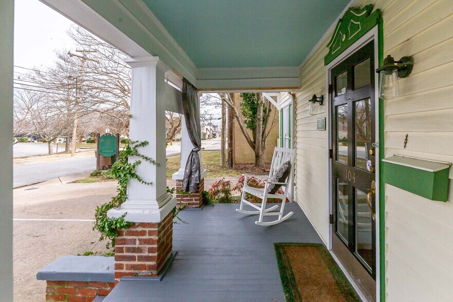 More Photos Of 104 State St, Greensboro Freestanding For Sale