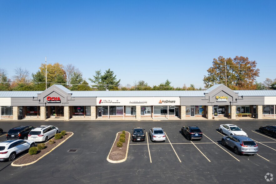 More Photos Of 12915-13029 Olive Blvd, Creve Coeur Unknown For Lease