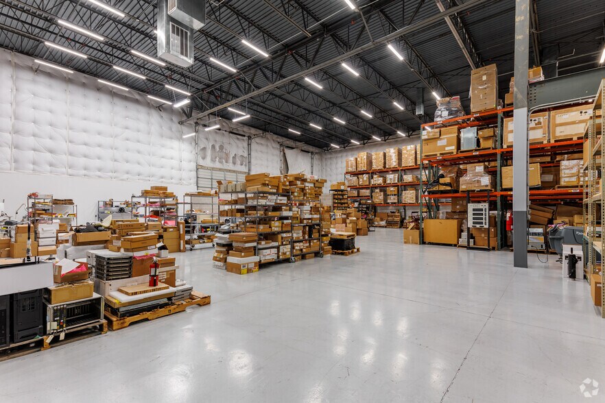 More Photos Of 4050 Premier Dr, Plano Light Manufacturing For Lease