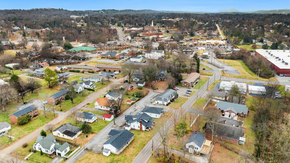 More Photos Of , Knoxville Unknown For Sale