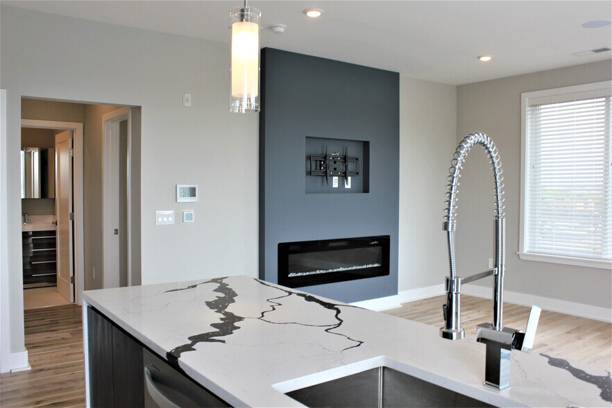 More Photos Of 1000-1038 W Girard Ave, Philadelphia Apartments For Lease