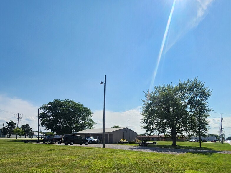 More Photos Of 1419 Wayne St, Celina Warehouse For Sale