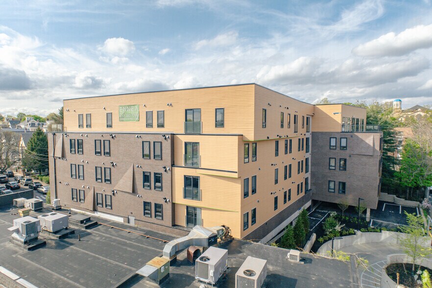 More Photos Of 9 Central St, Somerville Apartments For Lease