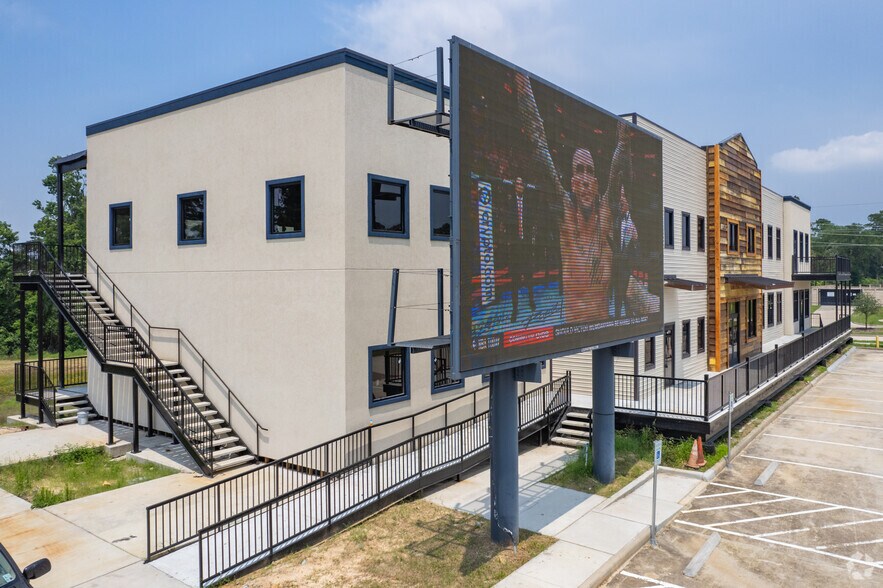 More Photos Of 23935 Gosling Rd, Spring Office For Lease