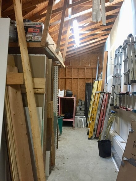 More Photos Of 2109 Forest Dr, Annapolis Showroom For Sale