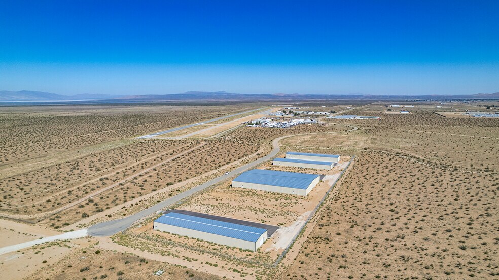 More Photos Of 5500 Lindbergh Blvd, California City Warehouse For Sale