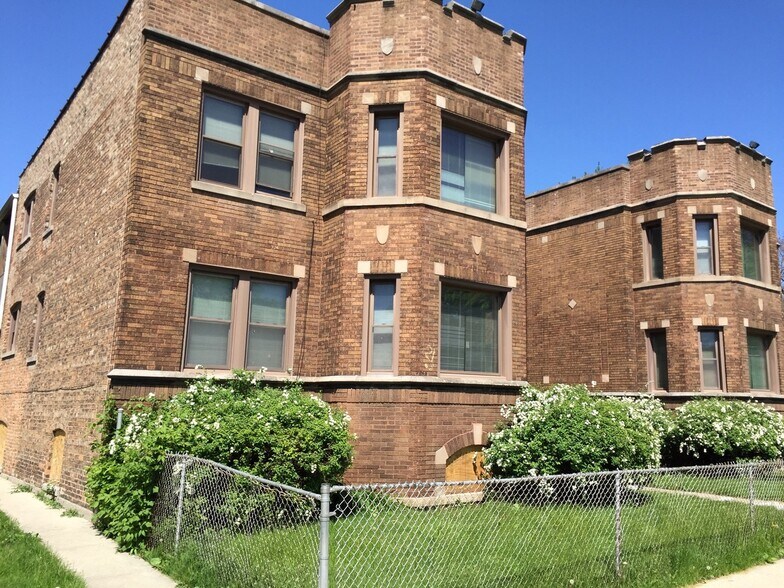 More Photos Of , Chicago Multifamily For Sale