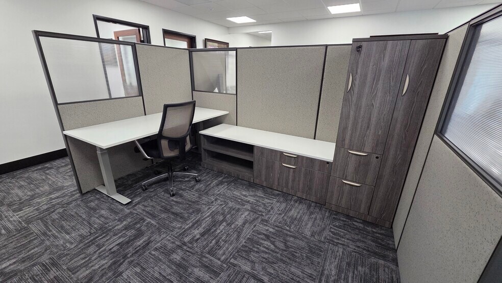 More Photos Of 1570 Elk Creek Dr, Idaho Falls Office For Lease