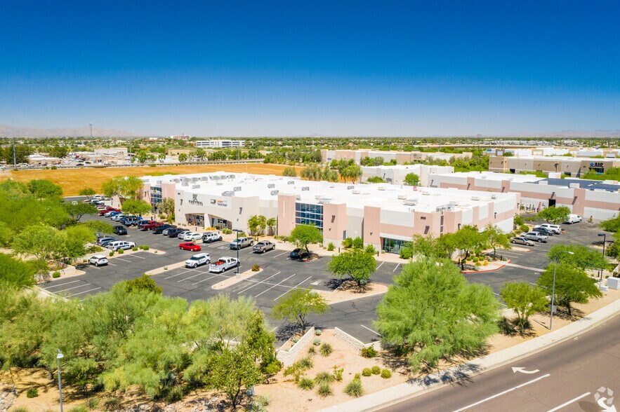 More Photos Of 8932 W Cactus Rd, Peoria Warehouse For Lease