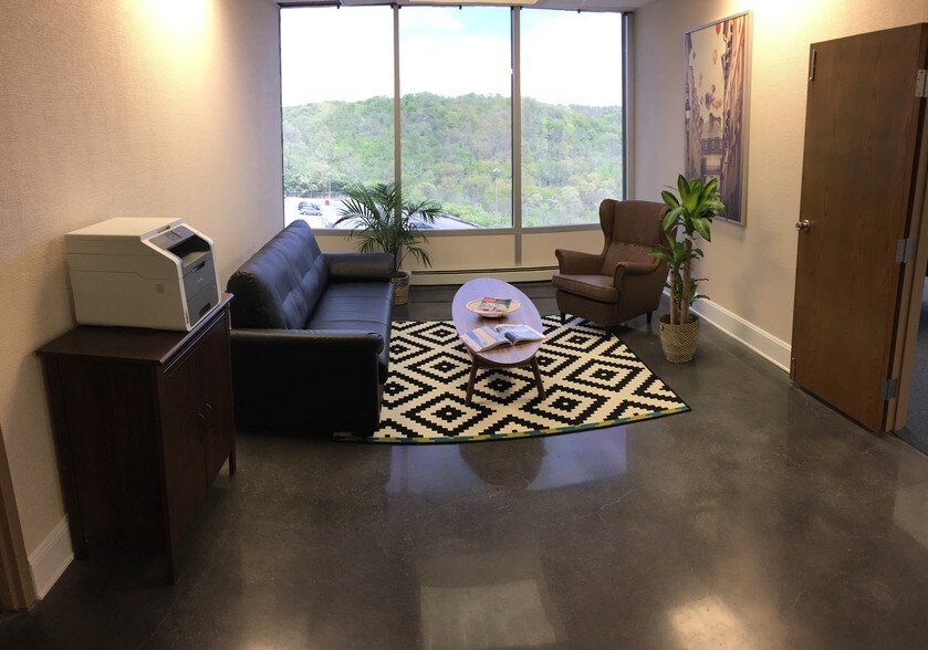 More Photos Of 2300 Montana Ave, Cincinnati Coworking Space