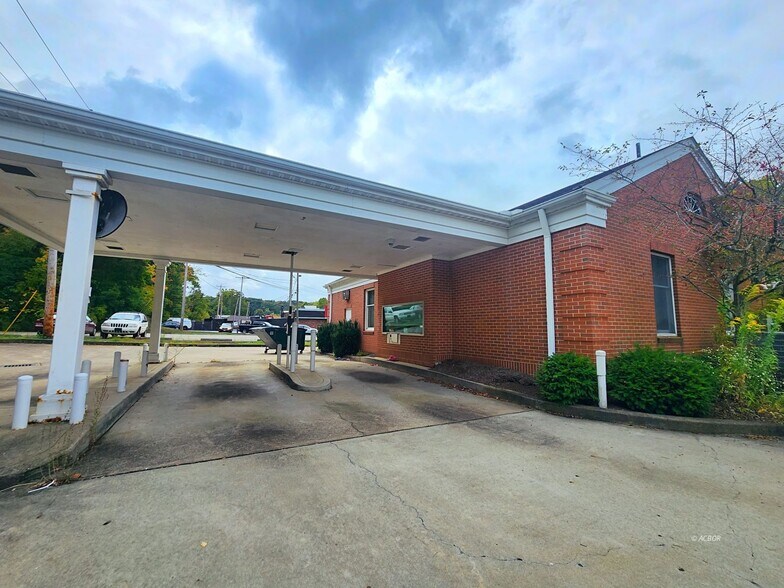More Photos Of 368 Richland Ave, Athens General Retail For Sale