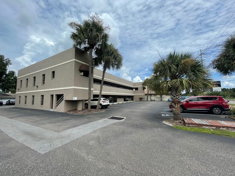More Photos Of 4917 Ehrlich Rd, Tampa Office For Lease