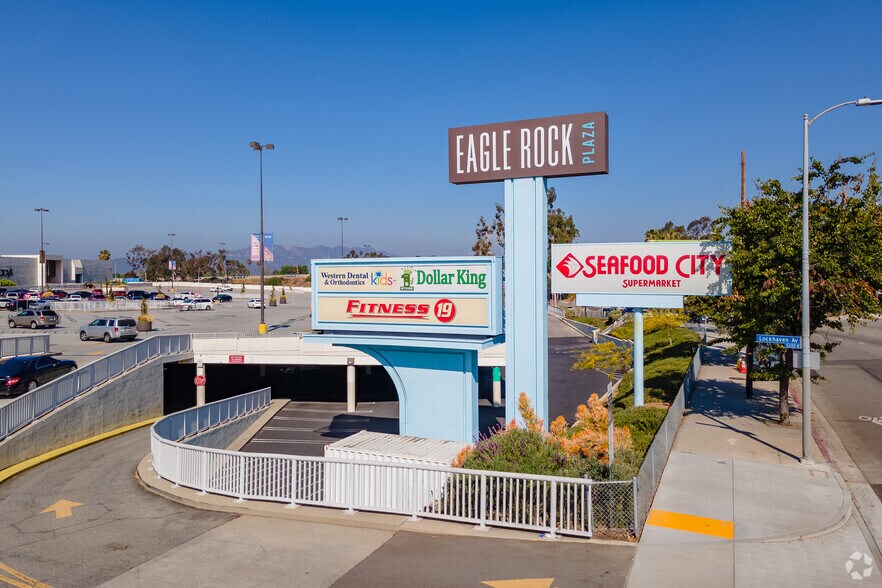 More Photos Of 2700 Colorado Blvd, Los Angeles Unknown For Lease