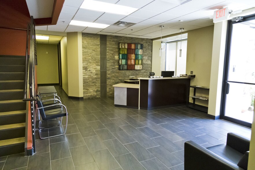 More Photos Of 1616 S Main St, Tulsa Office For Lease