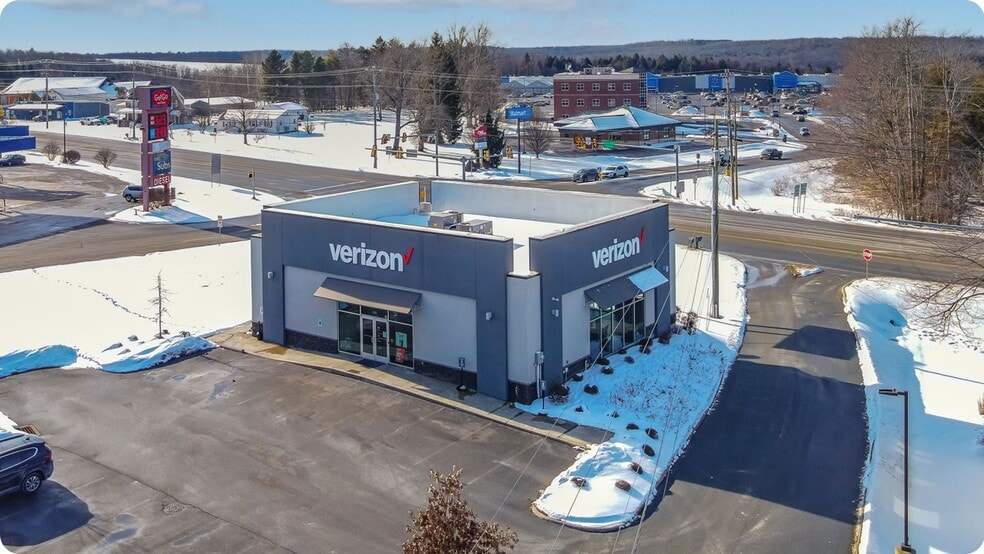 Primary Photo Of 1107 Million Dollar Hwy, Saint Marys Freestanding For Sale