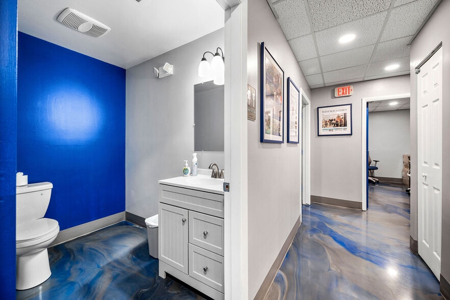 More Photos Of 1801 SE Hillmoor Dr, Port Saint Lucie Medical For Lease