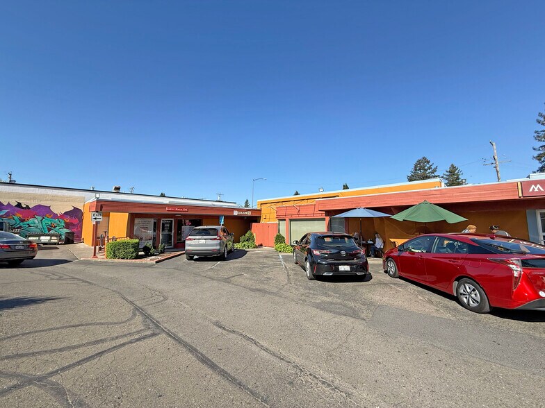 More Photos Of 1422 4th St, Santa Rosa Office For Lease
