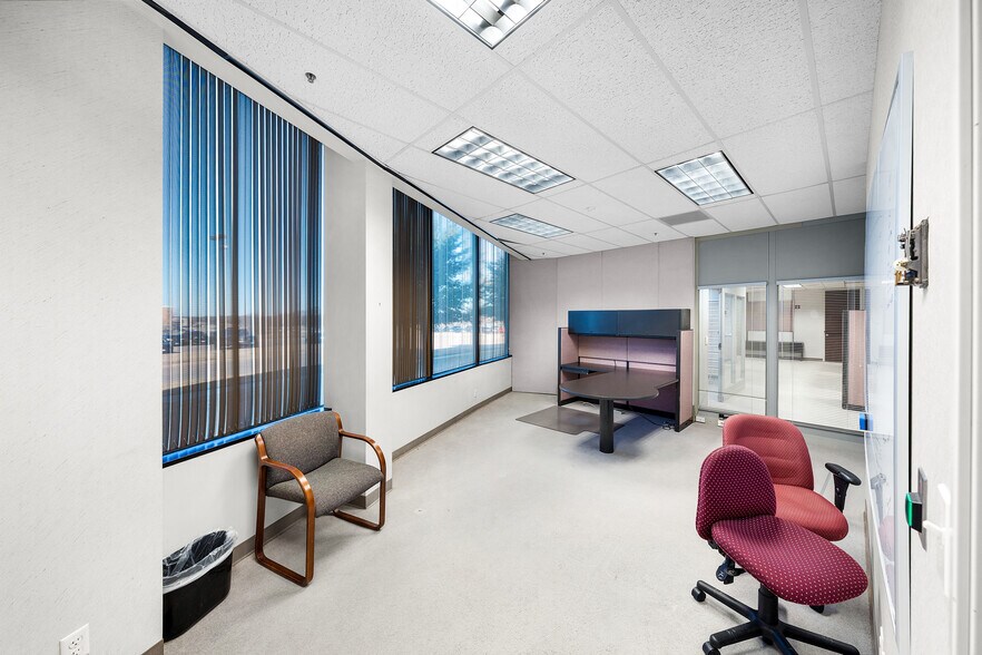 More Photos Of 601 S Sanden Blvd, Wylie Medical For Lease