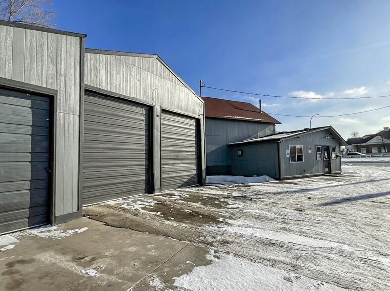 More Photos Of 7105 Highway 10 NW, Ramsey General Retail For Sale