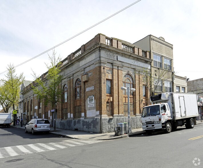 More Photos Of 181 Port Richmond Ave, Staten Island Storefront For Lease