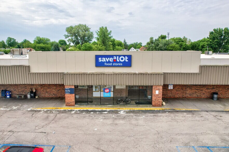 More Photos Of 900-1000 Lafayette Ave, Bay City Unknown For Lease