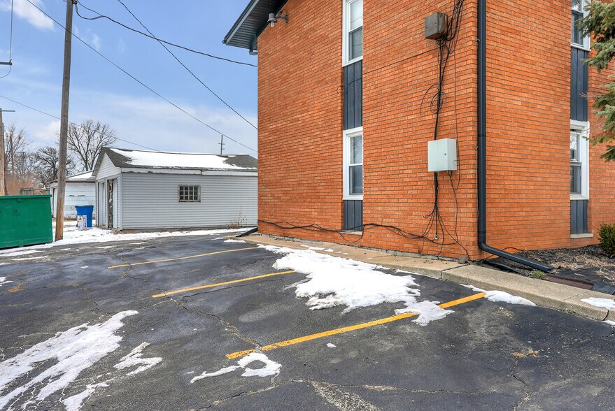 More Photos Of 6922 Columbia ave, Hammond Multifamily For Sale
