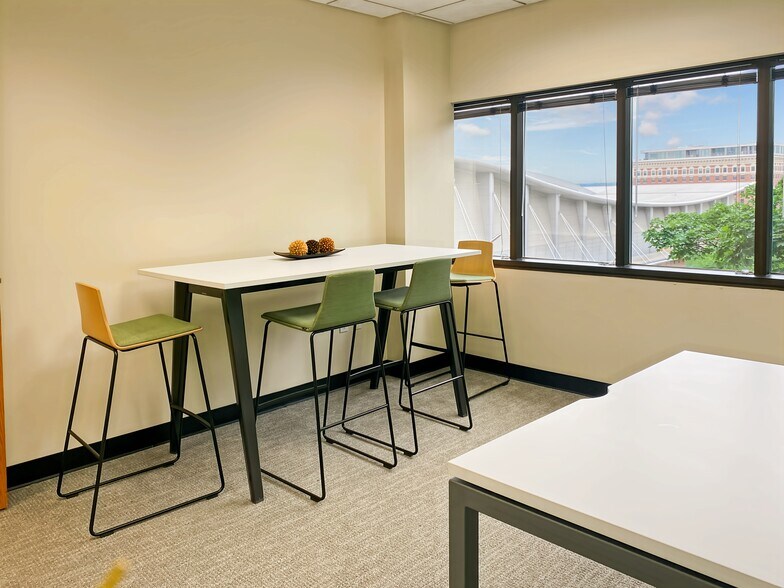 More Photos Of 250 Monroe Ave NW, Grand Rapids Coworking Space