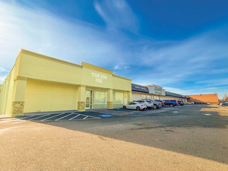 Primary Photo Of 410-526 E College Way, Mount Vernon Unknown For Lease