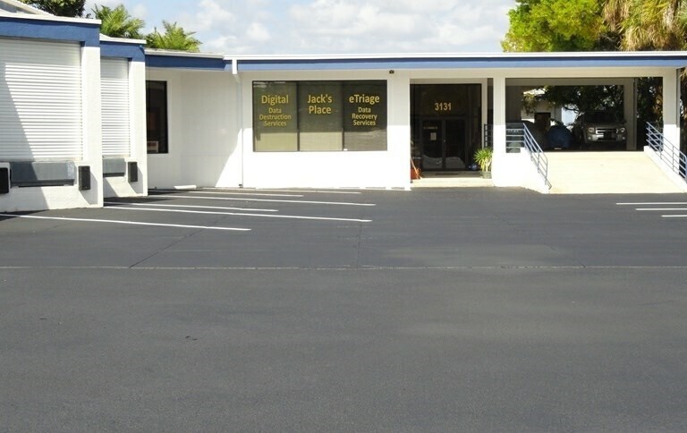 More Photos Of 3120-3131 E Riverside Dr, Fort Myers Research And Development For Sale