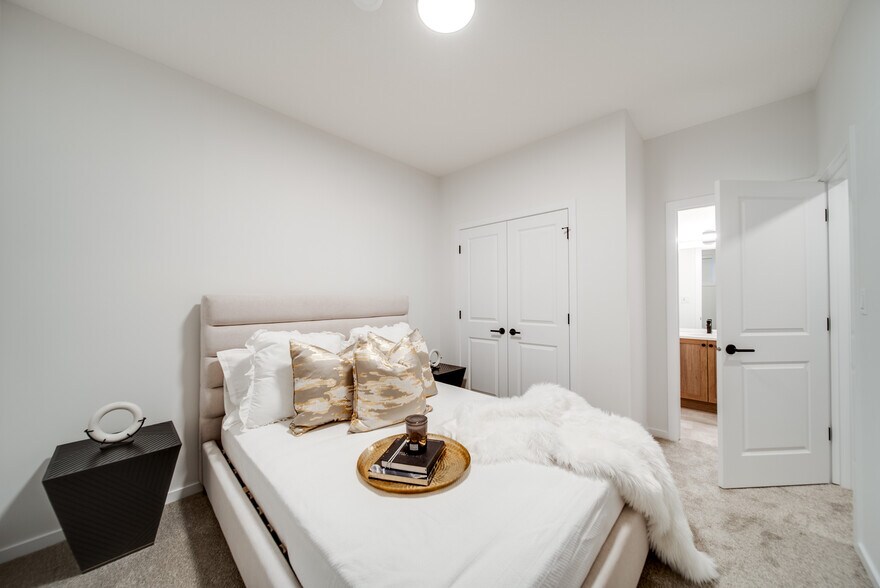 More Photos Of 11121 62 STREET, Edmonton Multifamily For Sale