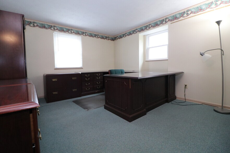More Photos Of 4350 Old William Penn Hwy, Murrysville Office Residential For Sale