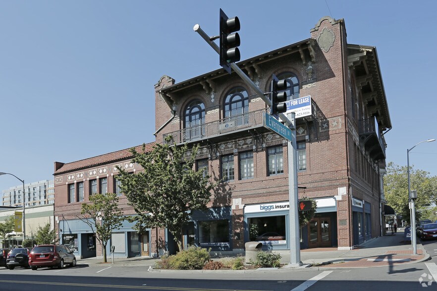 More Photos Of 912-916 Main St, Vancouver Office For Lease