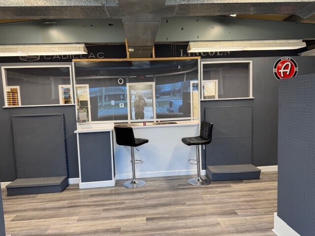 More Photos Of 1218 N Bragg Blvd, Spring Lake Freestanding For Sale