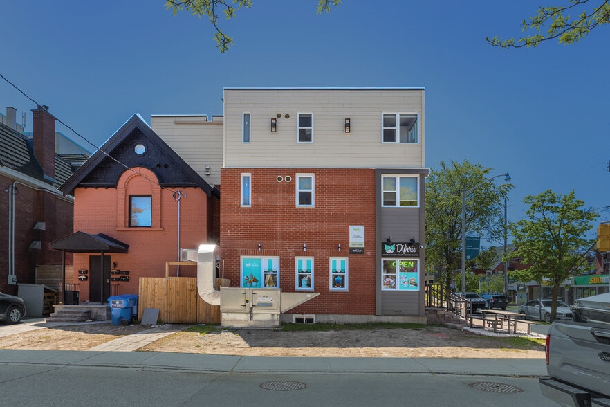 More Photos Of 238 Laurier Ave E, Ottawa Apartments For Sale