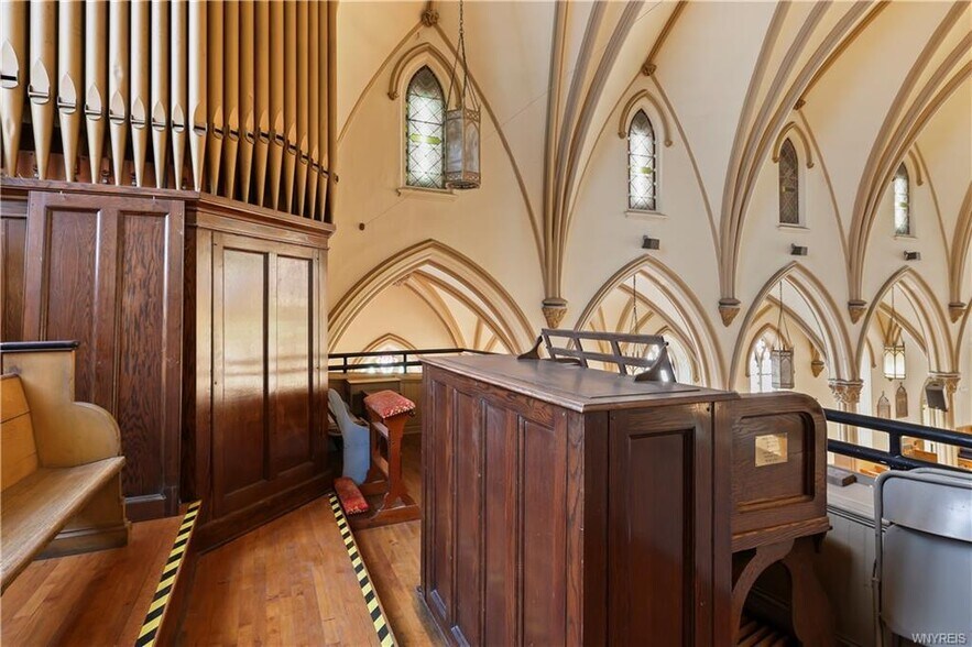 More Photos Of 1112 South Ave, Niagara Falls Religious Facility For Sale