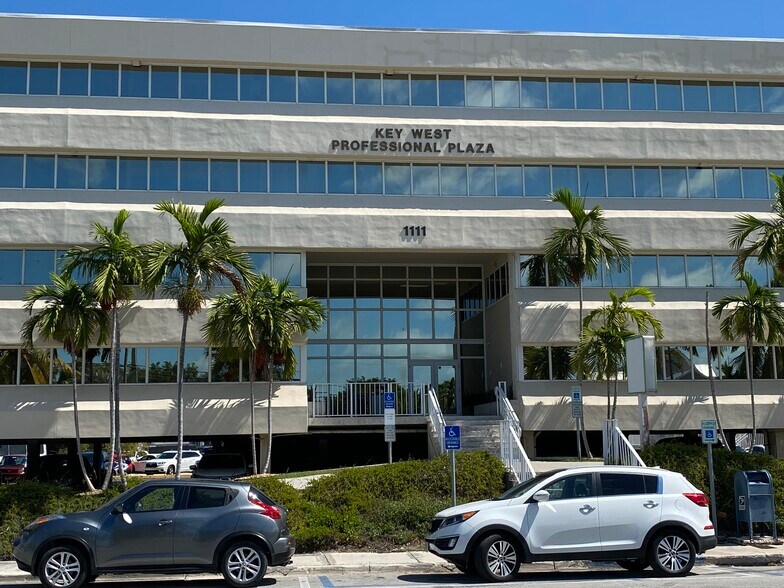 More Photos Of 1111 12th St, Key West Medical For Lease