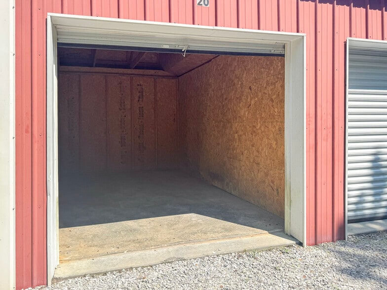 More Photos Of 4719 Aurora Hwy, Hardin Self Storage For Sale