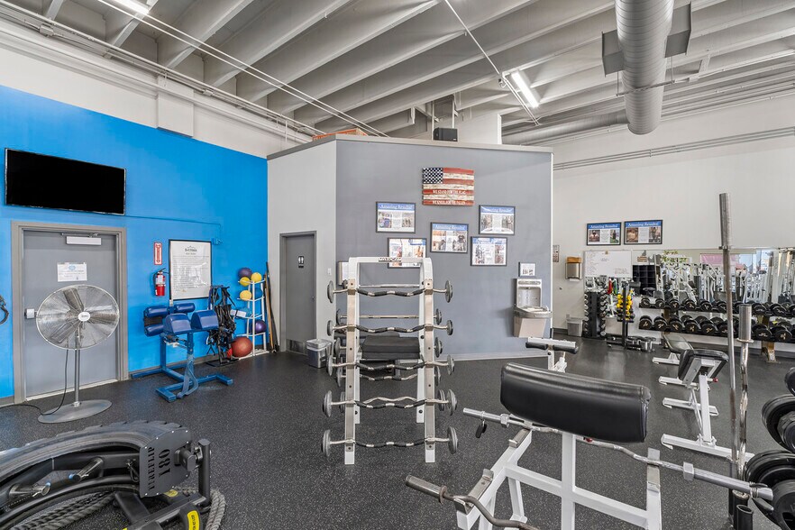 More Photos Of 1631 E Seltice Way, Post Falls Freestanding For Sale