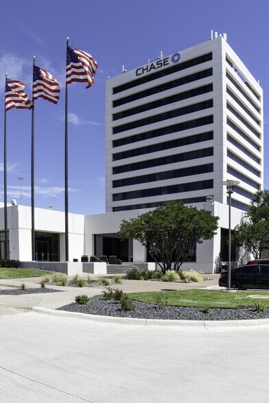 Primary Photo Of 100 N Central Expy, Richardson Coworking Space