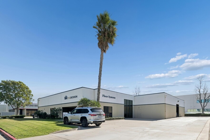 More Photos Of 5130 E Hunter Ave, Anaheim Warehouse For Sale