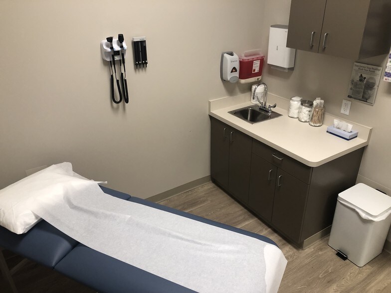 More Photos Of 9960 Wadsworth Pky, Westminster Restaurant For Sale