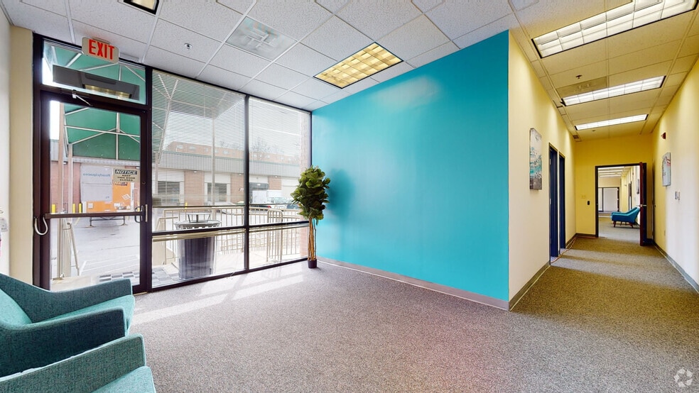 More Photos Of 3341 75th Ave, Landover Warehouse For Lease