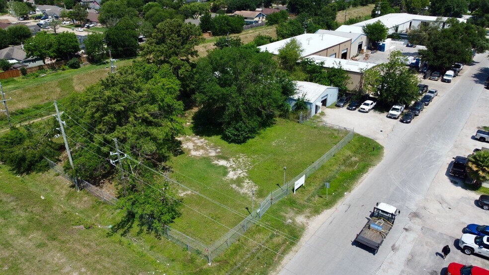 More Photos Of 4707 Steffani Lane, Houston Land For Sale