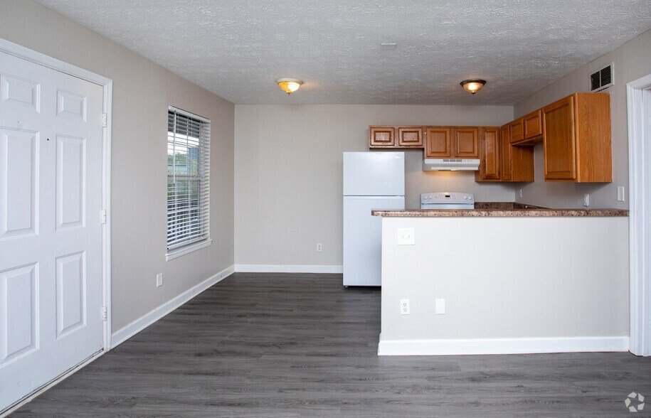 More Photos Of 2416 Jackson Bluff Rd, Tallahassee Apartments For Sale