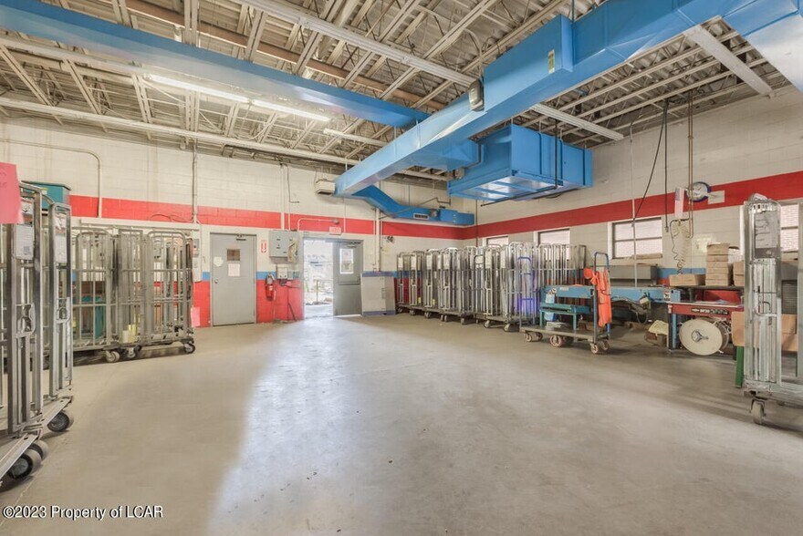 More Photos Of 21 N Wyoming St, Hazleton Movie Radio TVStudio For Sale