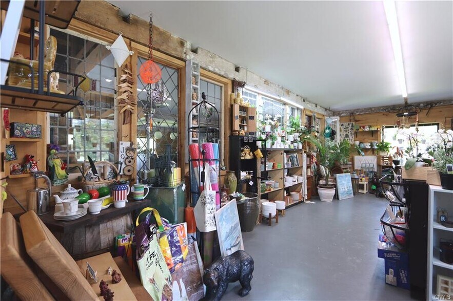 More Photos Of 14211 Dodge Ave, Sackets Harbor General Retail For Sale