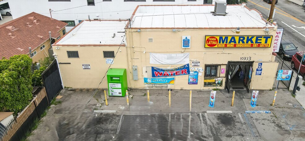 More Photos Of 4813 W 104th St, Inglewood Storefront Retail Residential For Sale