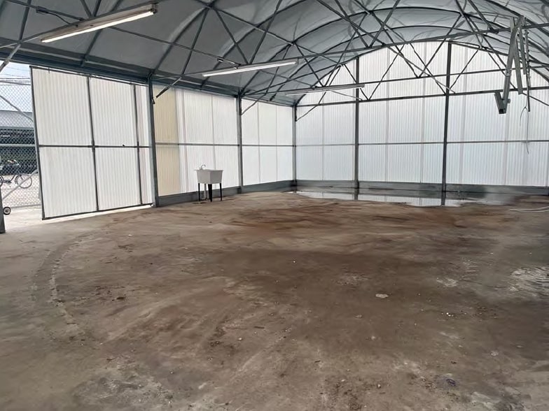 More Photos Of 21865 SW 162nd Ave, Miami Industrial For Lease